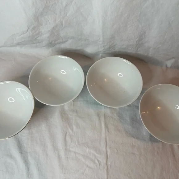 Set of 4 Vintage Chinese Fruit Bowls - Picture 6 of 8